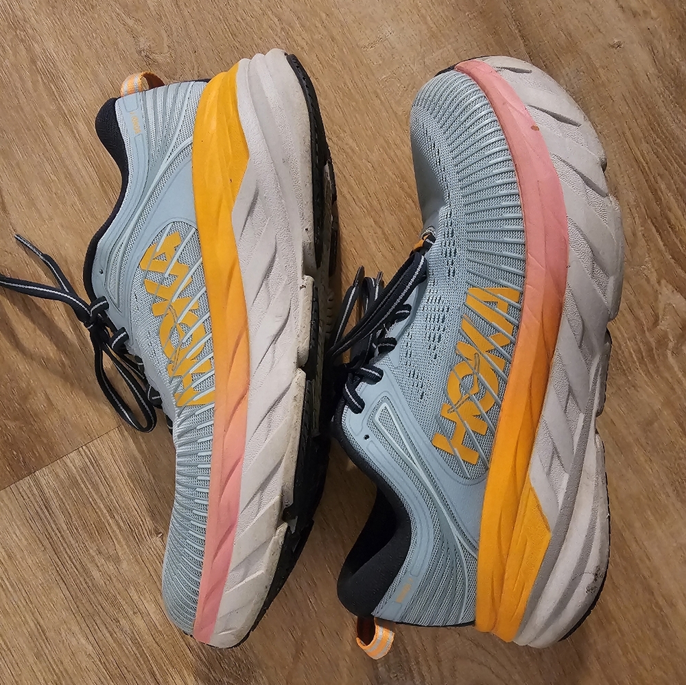 8.5 Wide Hoka Bondi 7 Walk or Run Shoe